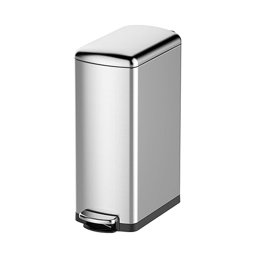 30 L Kitchen Step Trash Can, 8 Gallon Narrow Stainless Steel Waste Bin with Soft-Close Lid, Rectangle Rubbish Bin with Removable Inner Bucket for Bathroom, Dining Room, Living Room