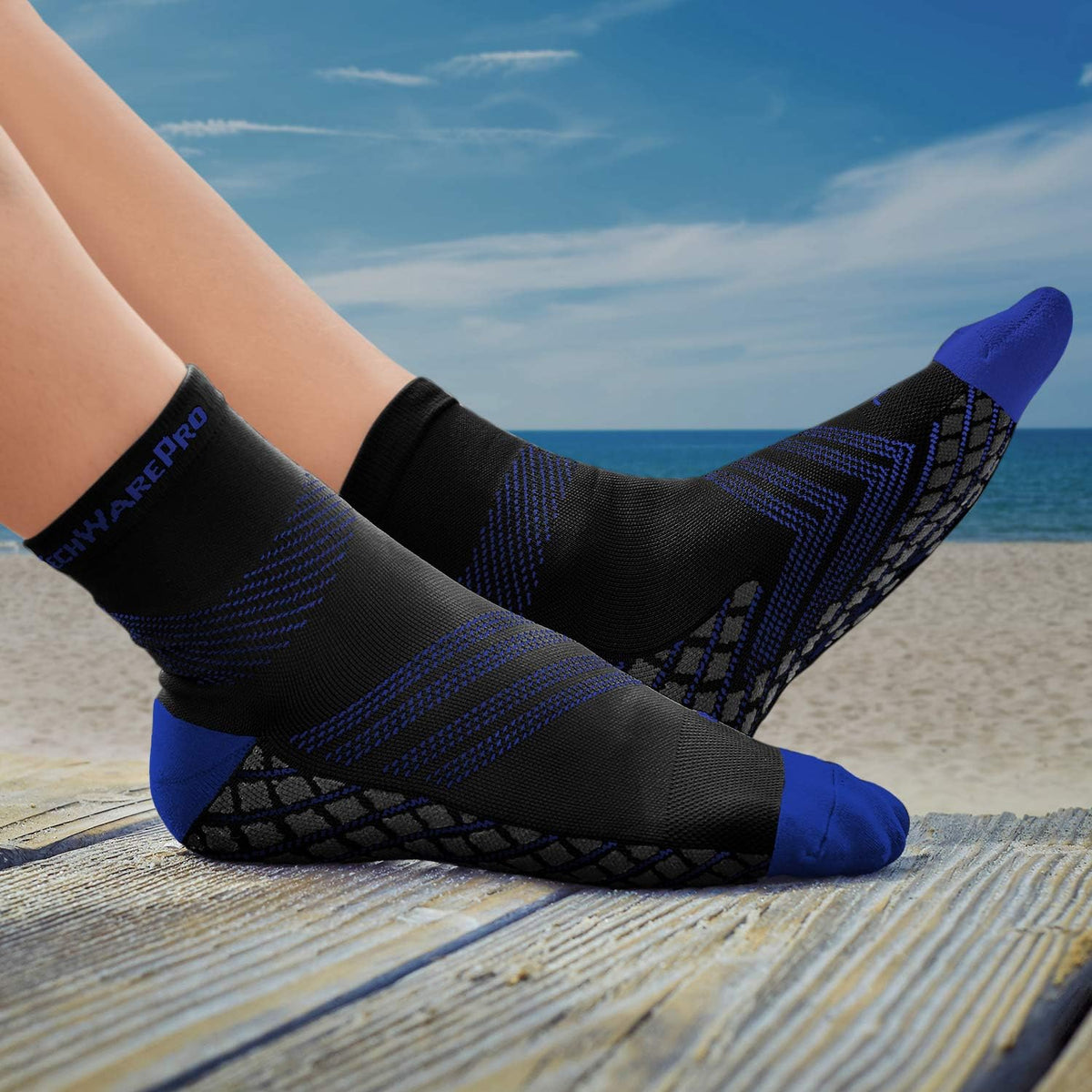 TechWare Pro Plantar Fasciitis Socks – Cushion Ankle Compression Socks Women & Men. Achilles Tendonitis Brace & Arch Support