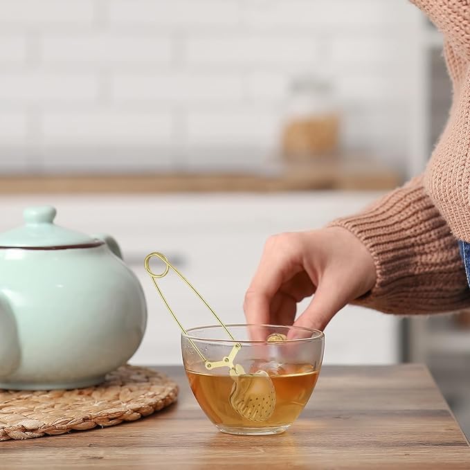 uxcell 1 Pcs Tea Infuser, Stainless Steel Loose Leaf Tea Infuser Filter, Long Handle Tea Steeper Strainers for Cup and Teapot for Tearoom Office Home, Shell Shaped Silver